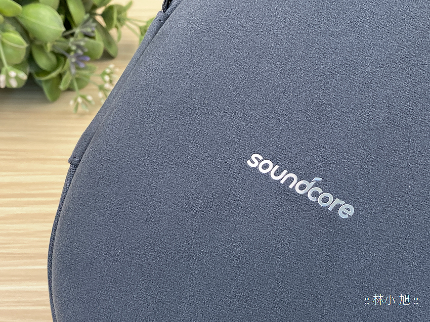 Soundcore Life Q30 與 Q35 耳罩式主動降噪藍牙無線耳機 (6).png Soundcore Life Q30 與 Q35 耳罩式主動降噪藍牙無線耳機 (6).png