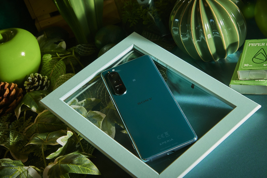 圖說、Xperia 5 III推出鏡綠、鏡黑、鏡粉三色,搭配電信優惠資費方案,將Xperia 5 III以0元帶回家 (1).png 圖說、Xperia 5 III推出鏡綠、鏡黑、鏡粉三色,搭配電信優惠資費方案,將Xperia 5 III以0元帶回家 (1).png