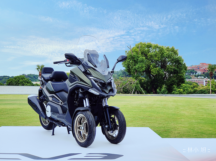 KYMCO 光陽三輪版 CV3 (ifans 林小旭) (2).png