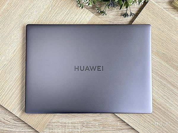 HUAWEI 旗艦 MateBook X Pro  筆記型電腦開箱 (ifans 林小旭) (13).png