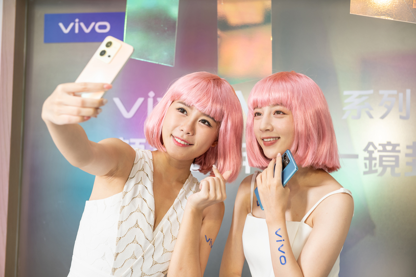 【新聞照片2】vivo V25 5G擁有業界同價位段最高5000萬AF人眼定焦前置鏡頭，輕鬆拍出媲美專業攝影的人像質感大片.png