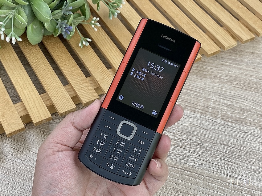 Nokia 5710 XpressAudio 開箱 (ifans 林小旭) (4).png