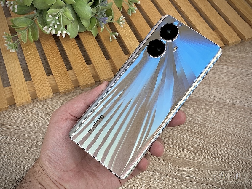 realme 10 Pro 與 realme 10 Pro+ 開箱 (ifans 林小旭) (17).png