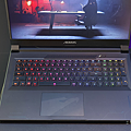 2023 年式全新 GIGABYTE 技嘉 AORUS 專業電競筆電 (ifans 林小旭) (4).png