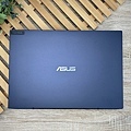 ASUS ExpertBook B5 (B5402CBA) 商用筆電開箱 (ifans 林小旭) (1).png