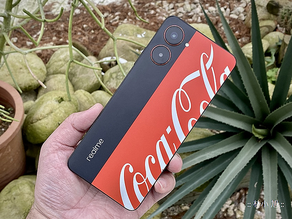 realme 10 Pro 5G Coca-Cola Edition 可口可樂限量版開箱 (林小旭) (11).png