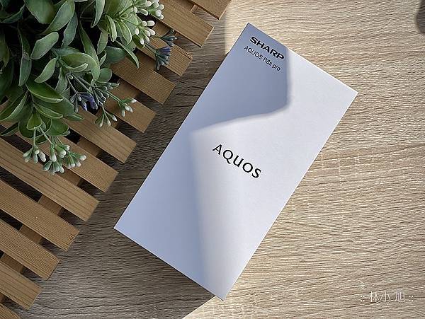 SHARP AQUOS R8s pro 夏普旗艦開箱 (ifans 林小旭) (21).jpg