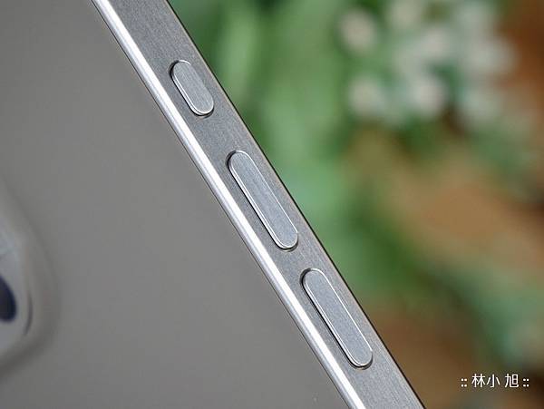 imos for iPhone 15 系列新機滿版玻璃保貼、藍寶石鏡頭貼、軍規防震殼與膜斯密碼全機包膜折扣優惠與開箱 (ifans 林小旭) (42).jpg