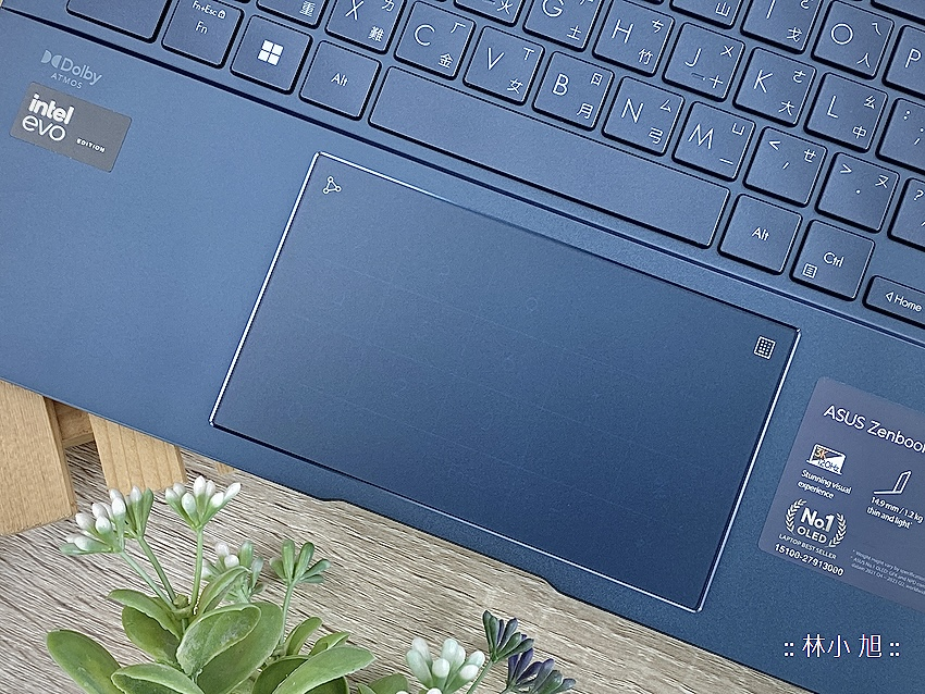 ASUS Zenbook 14 OLED (UX3405) 輕薄筆記型電腦-開箱 (ifans 林小旭) (23).png