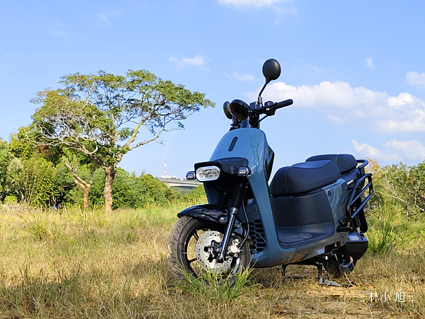 Gogoro CrossOver 二輪界跨界休旅電動機車試駕 (ifans 林小旭) (48).png