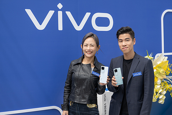 【新聞照片8】vivo 台灣總經理陳怡婷表示：V30系列延續vivo與蔡司的深度合作，首次將蔡司光學鏡頭搭載在vivo V系列中，期望更多的消費者能體驗vivo極致影像.png