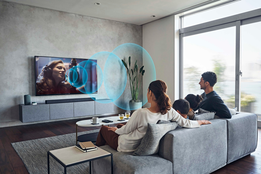 6. Sony BRAVIA 最新系列支援中置聲場同步功能， 讓音效精準對應螢幕畫面，傳遞更具沉浸感的立體聲效。.png