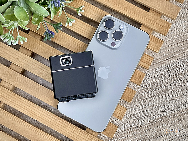 Warpple SP2 小方塊微型投影機開箱分享推薦心得 (ifans 林小旭) (23).png