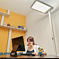 幫康 Bongcom L1 日月神燈立式護眼燈開箱分享 (ifans 林小旭) (33).png