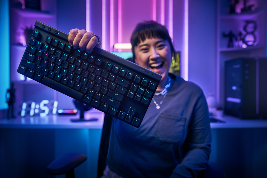 G515 LIGHTSPEED Portrait-1170.png