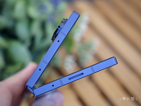 三星 Samsung Galaxy Z Fold6 摺疊手機開箱 (ifans 林小旭) (17).png