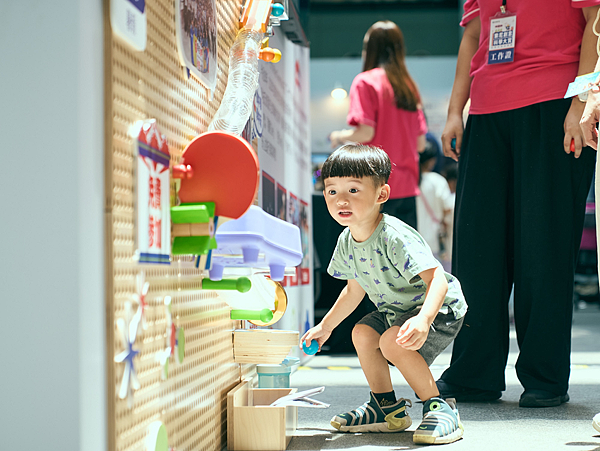 圖4) 第12屆索尼創意科學大賞科學玩具成果展推出多種科學互動體驗，期待帶給小朋友最歡樂的科學妙世界，全程免費參加！.png