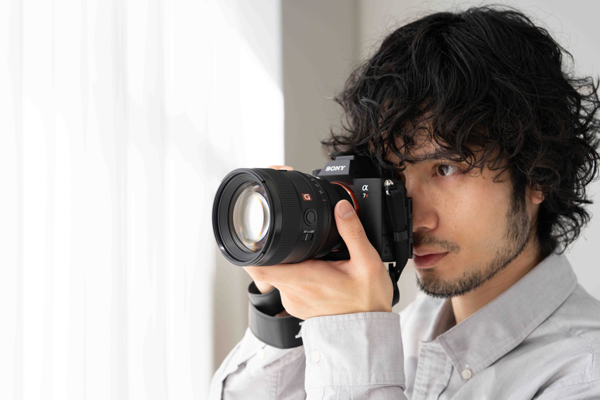 圖4) Sony FE 85mm F1.4 GM II 擁有敏捷的自動對焦表現，可釋放 Alpha 高階機身的完整速度性能，精準追蹤快速移動主體。.png