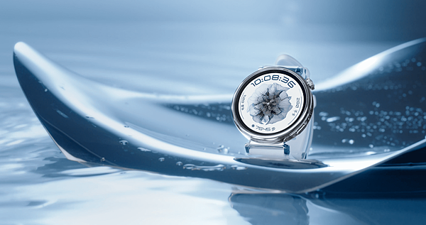 【HUAWEI發稿照】 HUAWEI WATCH GT 5 _冰晶藍_產品圖_3.png