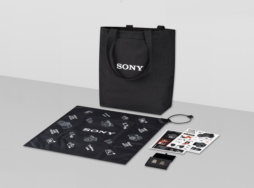 圖7) 即日起至 2024.12.29 前購買Sony α1 II，並於2025.1.5前完成註冊即可獲得 Sony光影經典禮 (內附α帆布袋、α相機鏡頭包布、α貼紙及 α金屬熱靴蓋套組).png