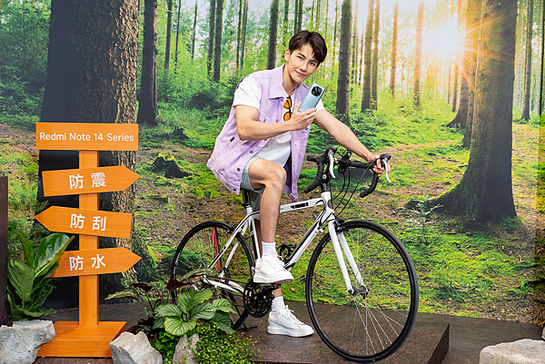 3.Redmi Note 14 Pro+ 5G 和 Redmi Note 14 Pro 5G 以全面升級的金剛骨骼架構，整合緩衝泡棉與聚合物緩衝材料，搭配四角加固、八邊加高與邊框加厚設計，提供卓越的抗衝擊與防摔保護.png