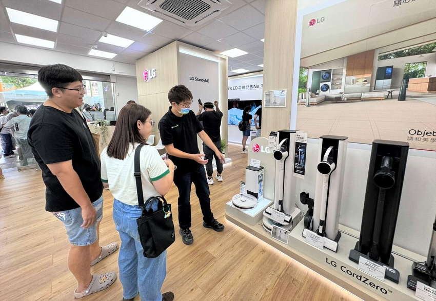【神腦國際新聞照片2】LG x神腦複合店（屏東博愛門市）祭出打卡評論送咖啡杯壺組，熱情邀請南部的鄉親年節來體驗AIoT智慧家電.png