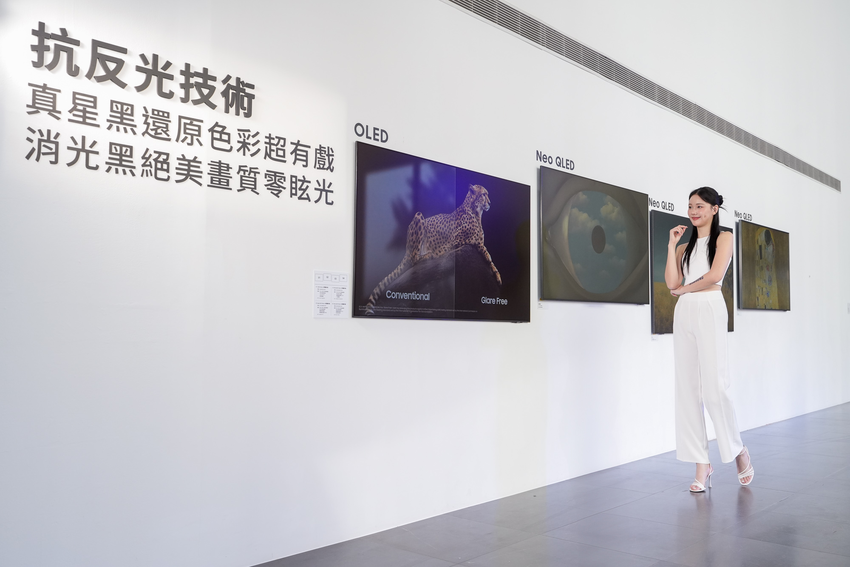 【新聞圖片7-1】三星全新OLED系列以及Neo QLED系列智慧顯示器，透過獨家「抗反光真星黑面板」降低反射與倒影，呈現完美極致黑階層次。.png