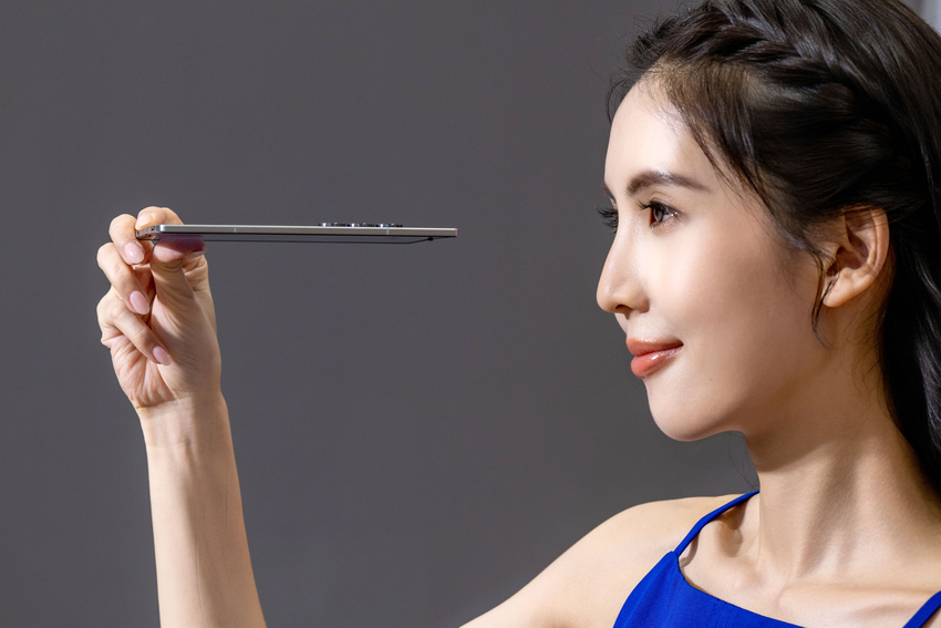 迄今最輕薄的Galaxy Z Fold機型(1).png