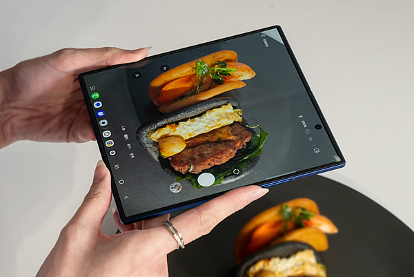 三星 Galaxy Z Fold7、Z Flip7 旗艦摺疊系列-台灣發表會 (12).png