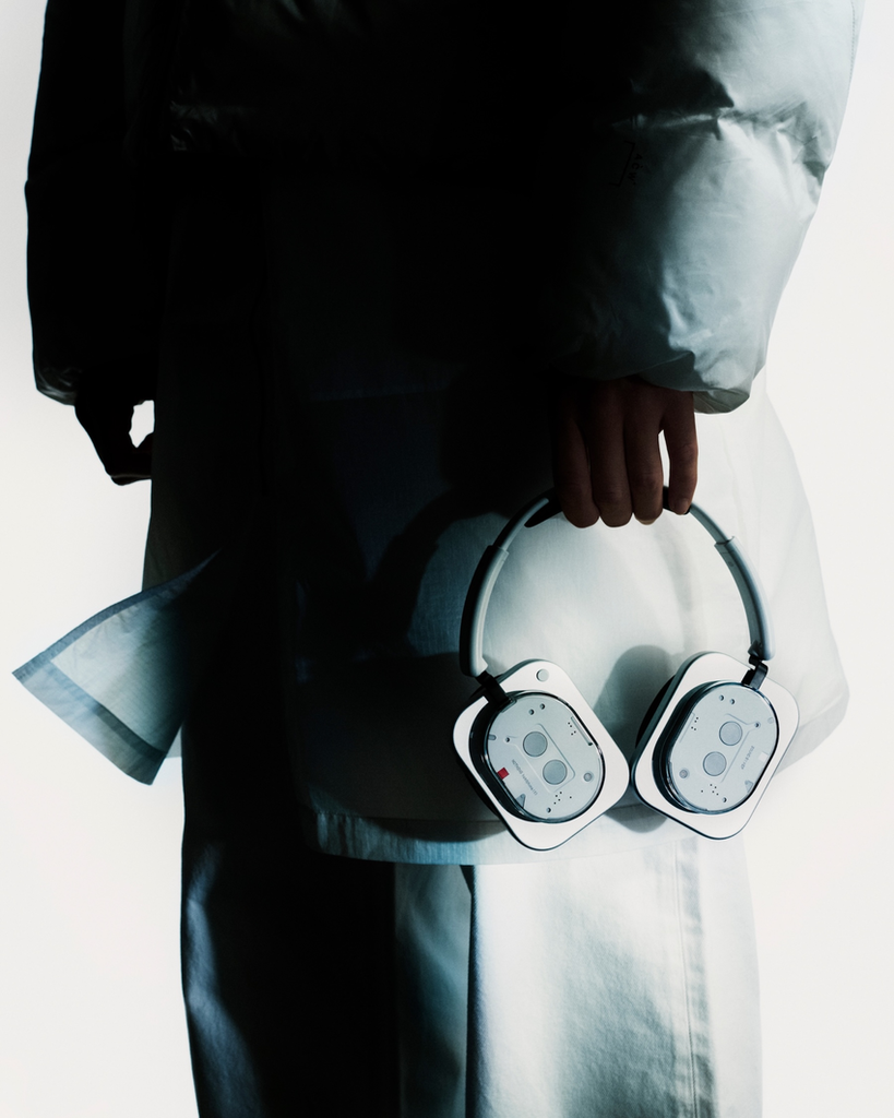 Headphone(1) 伸縮式耳臂為用戶帶來順暢的調整體驗（Nothing 提供）.png