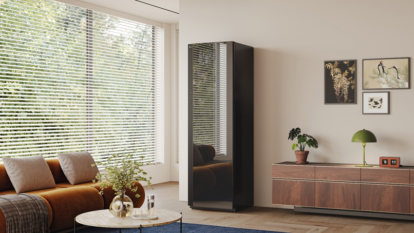 【新聞圖片5】LG Styler第二代容量升級，即便是大小不一的沙發墊也可以輕鬆放入清潔.png