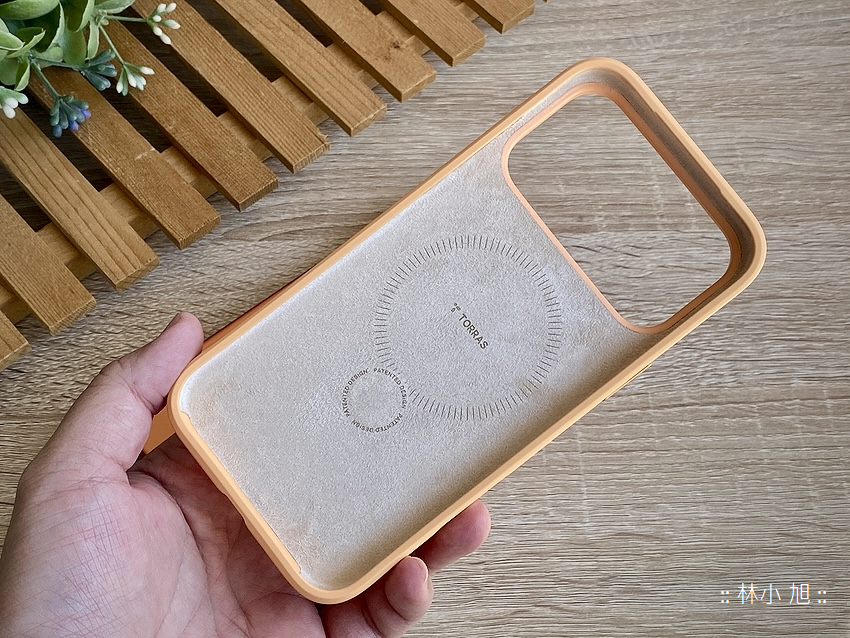 TORRAS 圖拉斯 Ostand Spin for iPhone 17 系列全面防護配件開箱分享與心得-防摔保護殼 (ifans 林小旭) (11).png