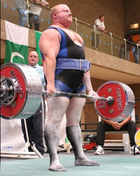 IPF_World_Champion_Dean_Bowring_performing_the_three_Powerlifting_moves.jpg IPF_World_Champion_Dean_Bowring_performing_the_three_Powerlifting_moves.jpg