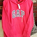 GAP 女生帽T 尺寸 XL 980 台幣，可以當長版搭內搭褲喲