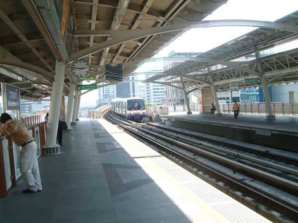 曼谷市的捷運　　ＢＴＳ