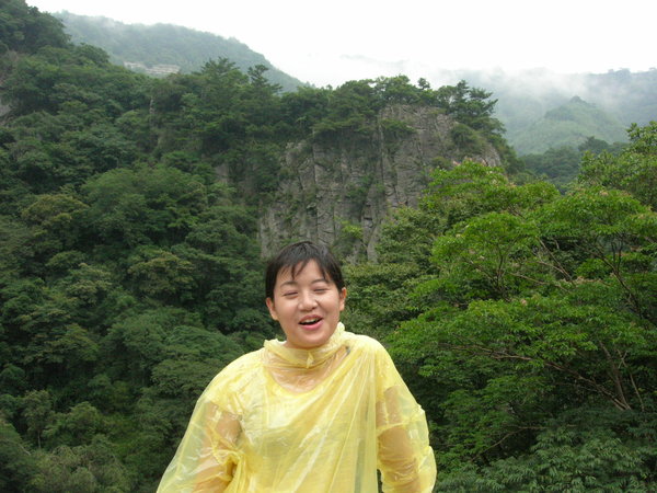 橋邊的風景不錯唷
