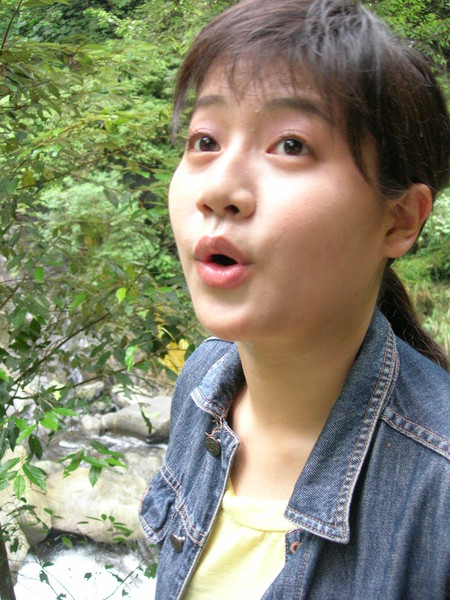 阿琪撐過個人極限終於也到了溫泉