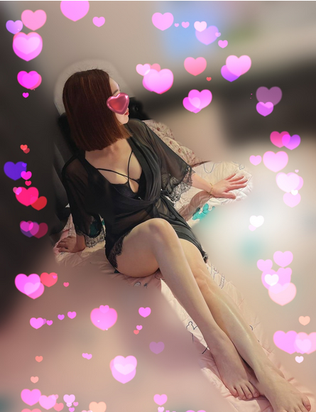 新店20歲大胸正妹KiKi皮膚白皙,身材條件很優的按摩師: 新店20歲大胸正妹KiKi皮膚白皙,身材條件很優的按摩師: