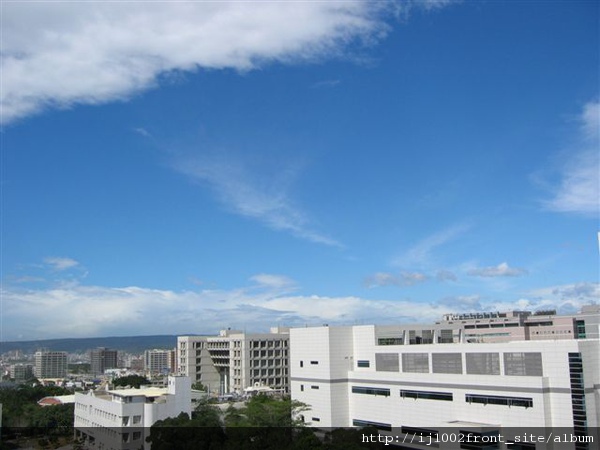 颱風來前的天空