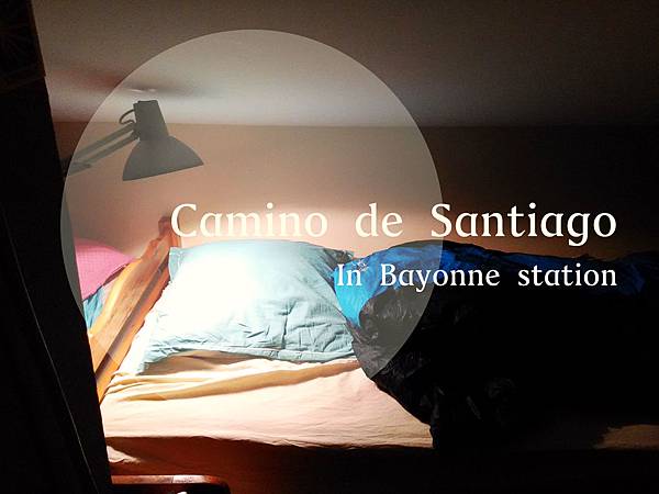 南法婆婆家的床舖.jpg 南法婆婆家的床舖.jpg