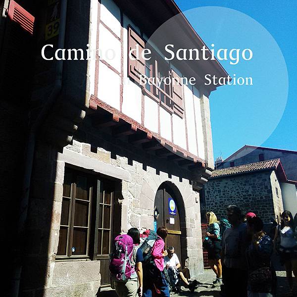 等待辦公室開門.jpg 等待辦公室開門.jpg