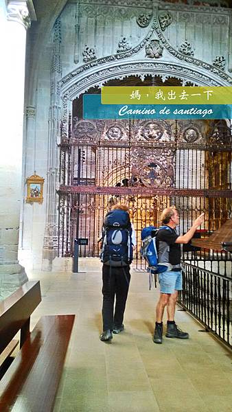 教堂裡.jpg 教堂裡.jpg