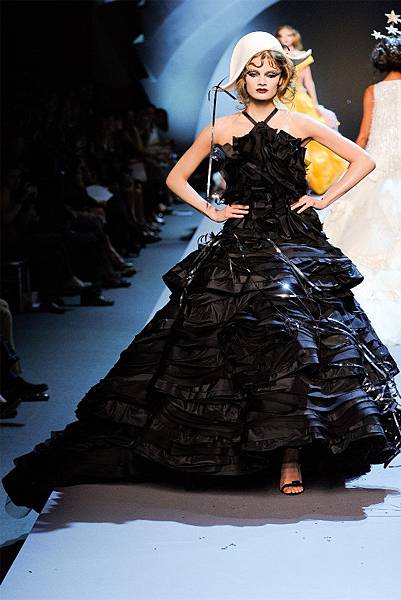 diorcouture32.jpg