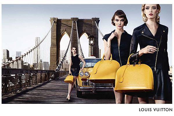 louis_vuitton_chic-on-bridge-ad4