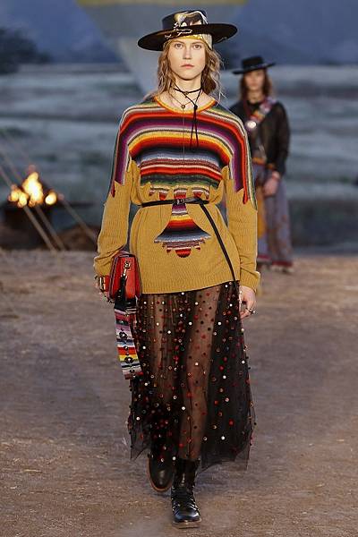 38-Julie Hoomans.jpg