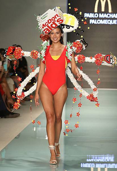 mcdonalds-couture-2.jpg mcdonalds-couture-2.jpg