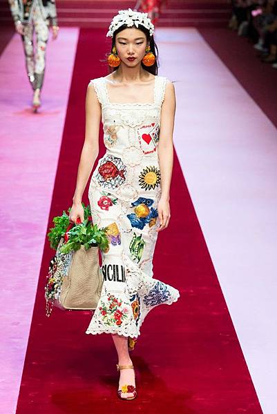 Yoon Young  Bae-Dolce %26; Gabbana.jpg