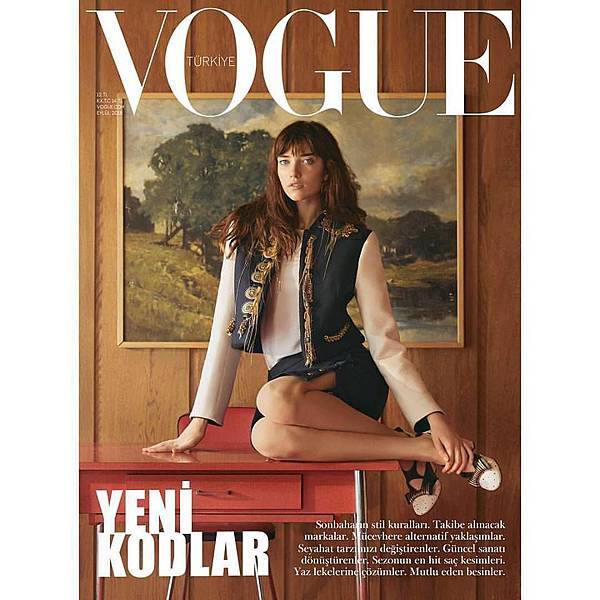 Grace Hartzel for Vogue Turkey September 2018.jpg