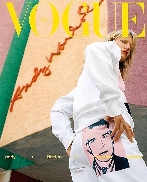 Vogue Czechoslovakia December 2018.jpg