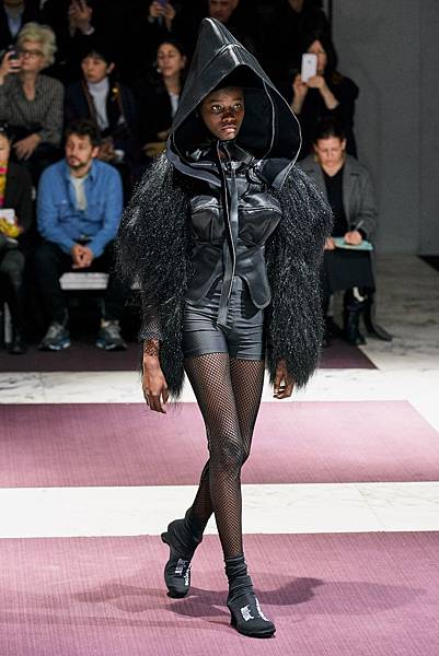 Commes Des Garcons 2019FW.jpg